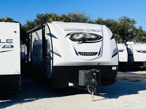 Used 2021 Forest River Cherokee Alpha Wolf 23RD-L Featured Photo