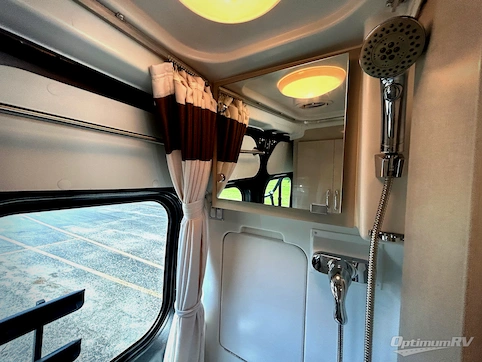 2023 Thor Rize 18M RV Photo 4