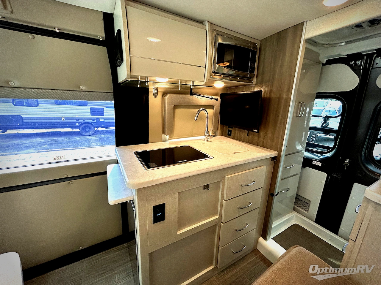 2023 Thor Rize 18M Photo 11