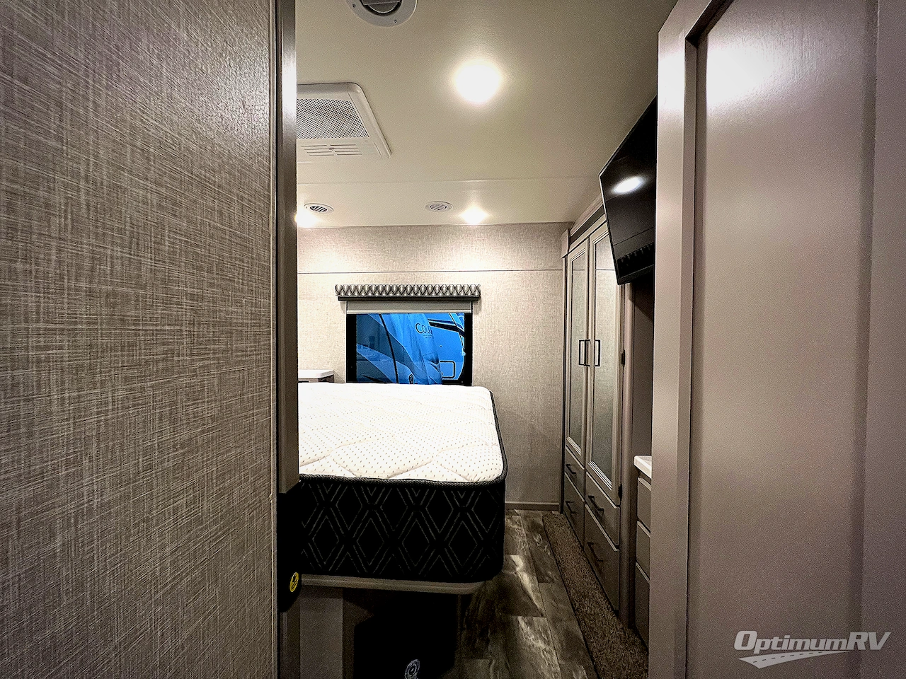 2023 Thor Quantum LF31 E450-V8 Photo 20