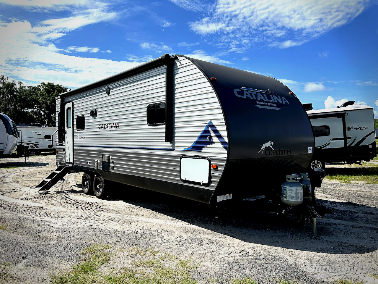 2023 Coachmen Catalina Summit Series 8 231MKS Photo 1