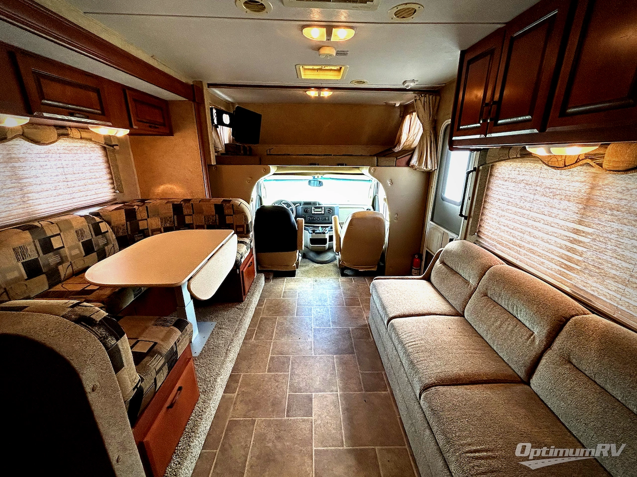 2011 Forest River Sunseeker 2690S Photo 5