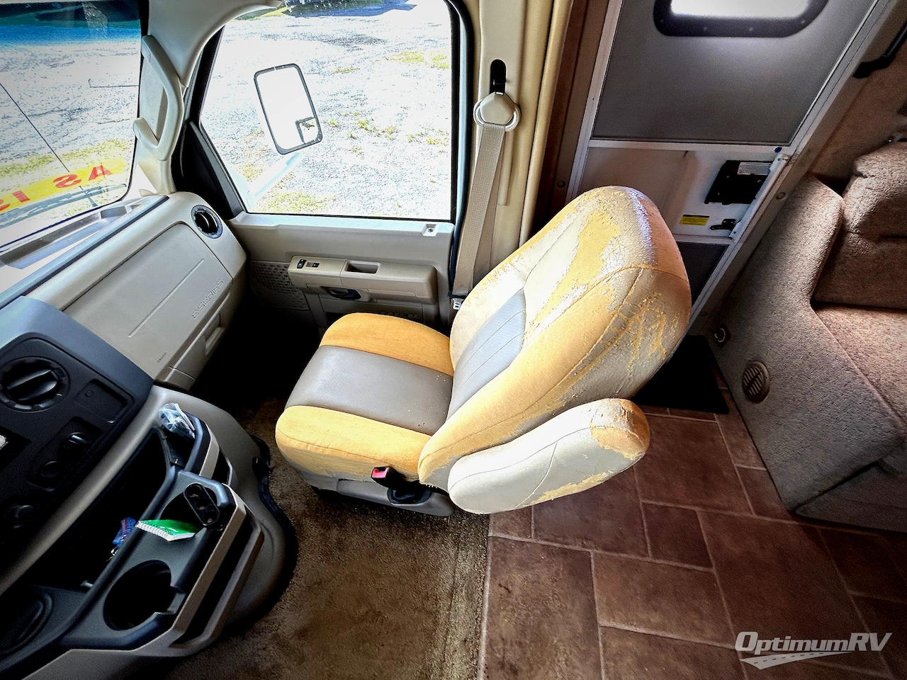2011 Forest River Sunseeker 2690S Photo 9