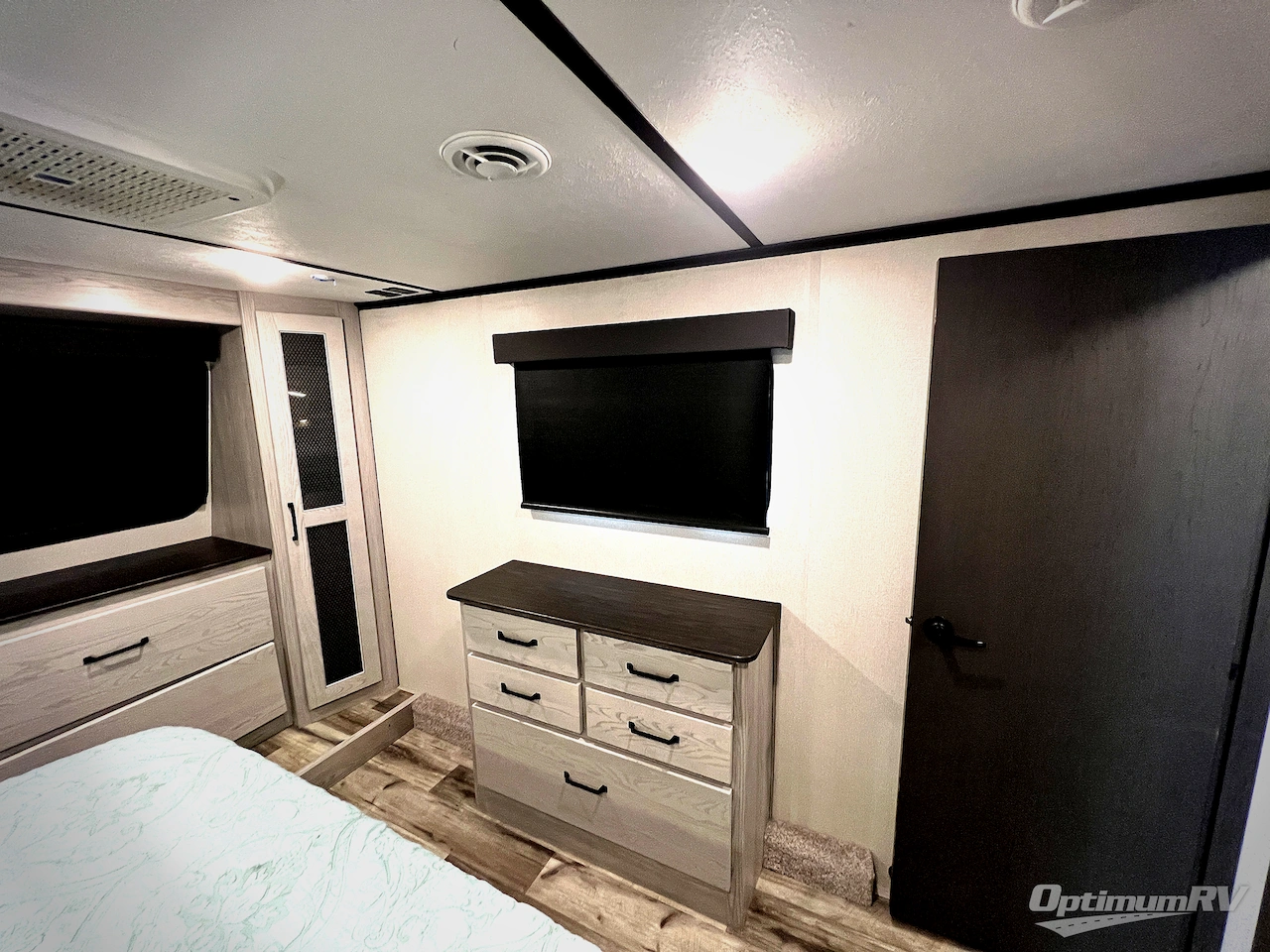 2022 Keystone Montana High Country 295RL Photo 17