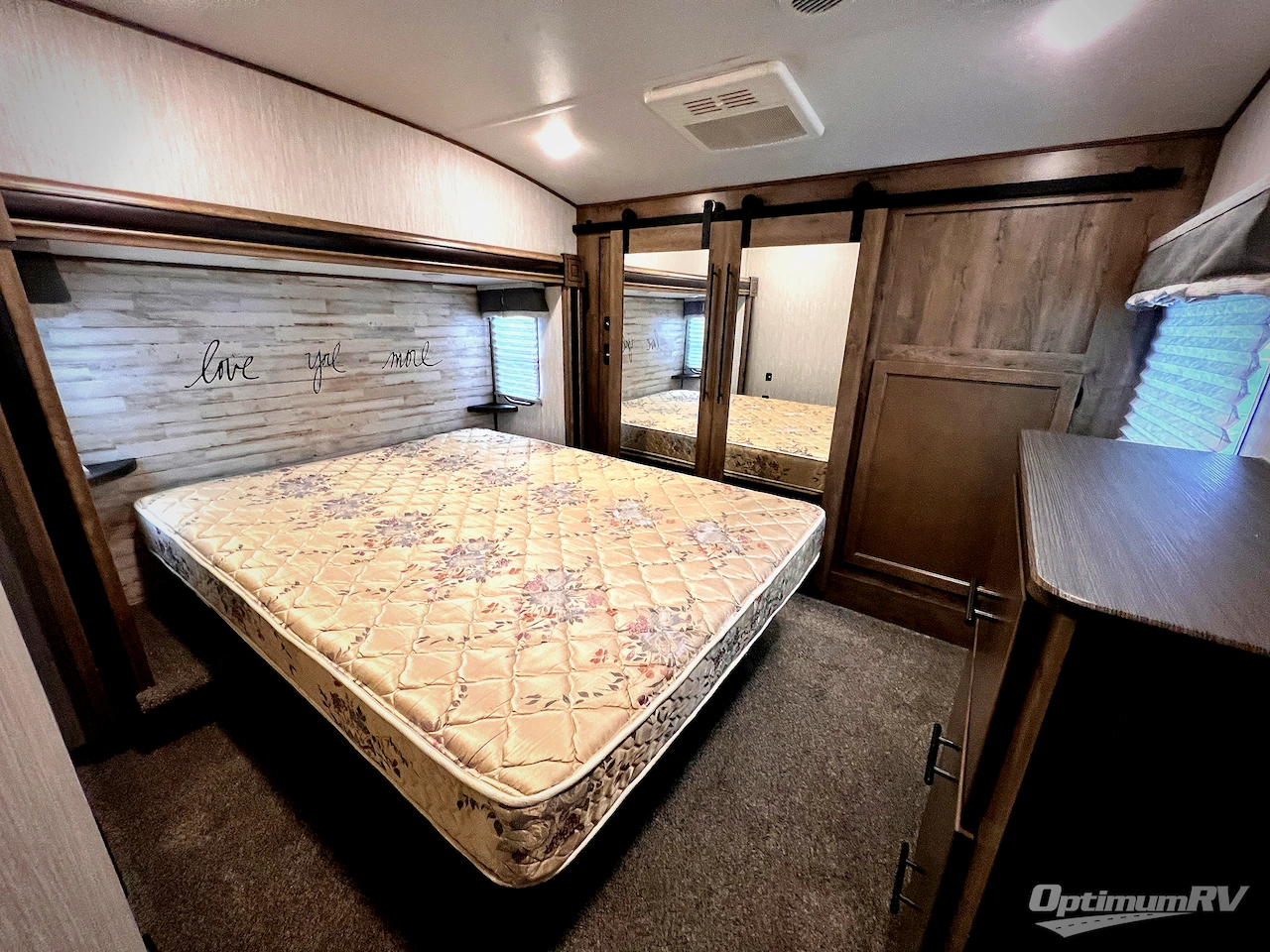 2020 Forest River Sabre 38DBQ Photo 5