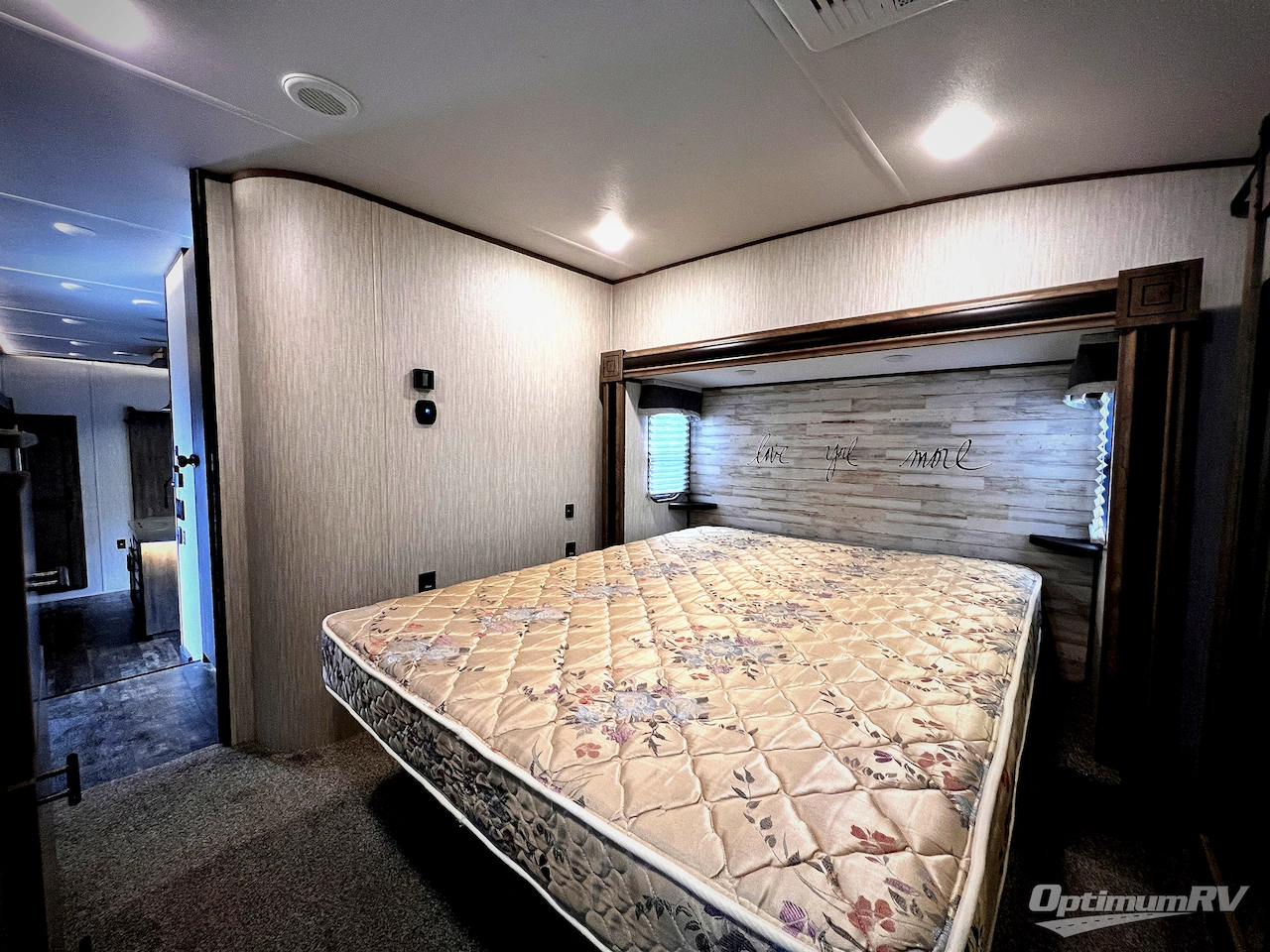 2020 Forest River Sabre 38DBQ Photo 6