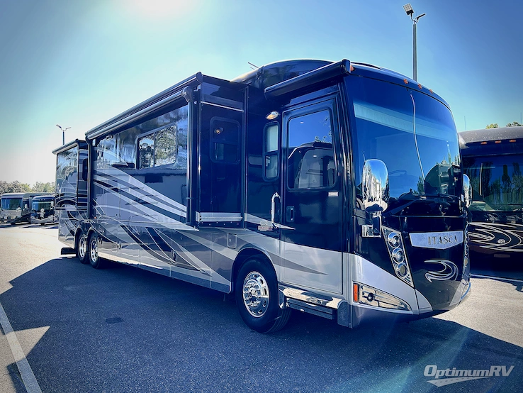 2014 Itasca Ellipse 42QD RV Photo 1