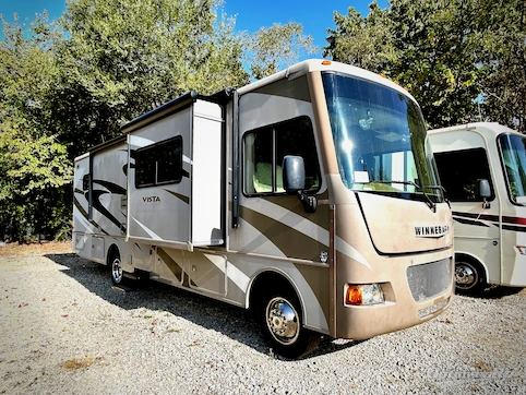 Used 2014 Winnebago Vista 30T Featured Photo
