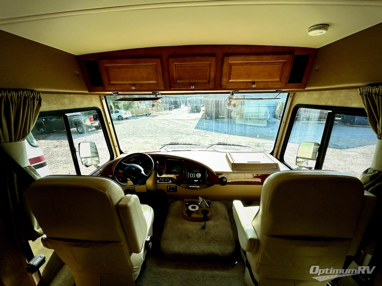 2014 Winnebago Vista 30T Photo 15