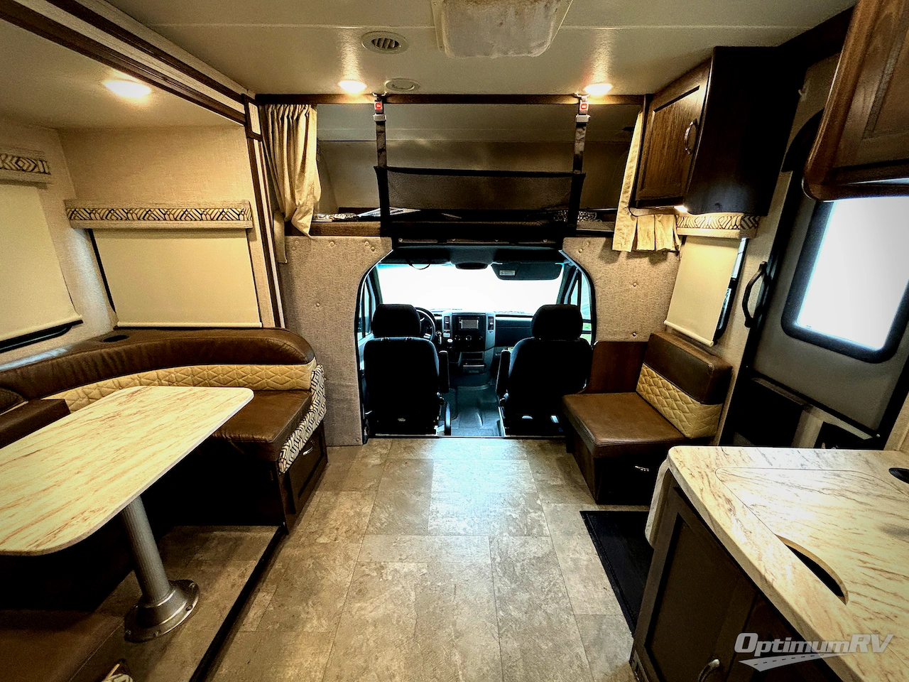 2019 Coachmen Prism 2200FS Photo 5