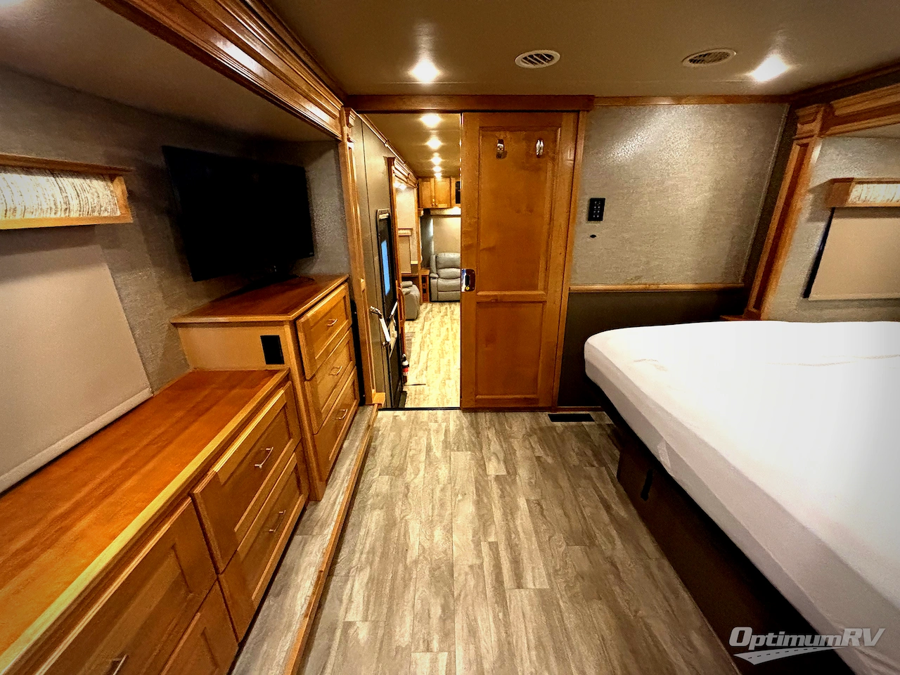 2019 VanLeigh Vilano 370GB Photo 10