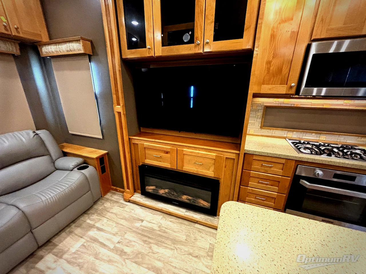 2019 VanLeigh Vilano 370GB Photo 17