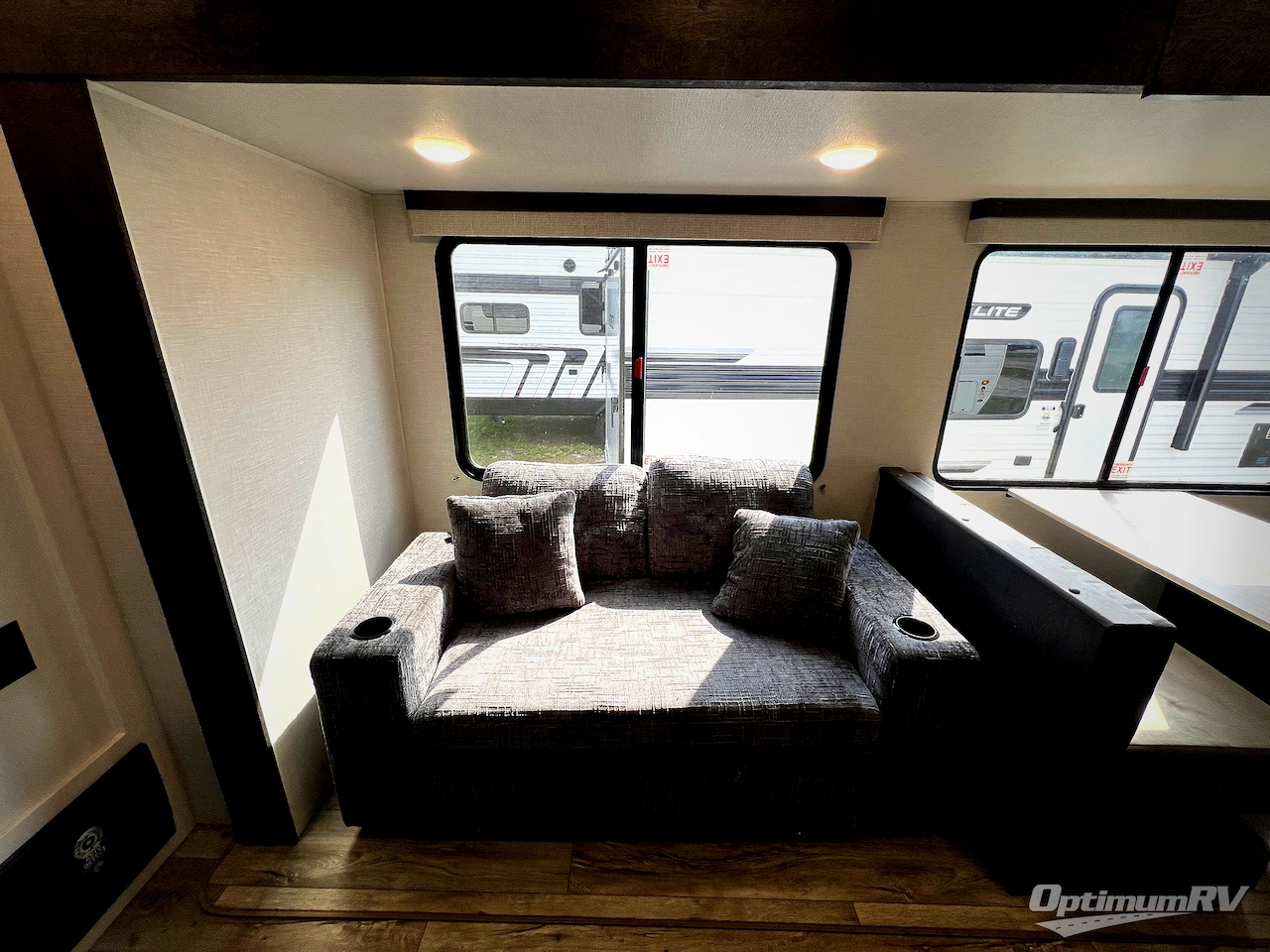 2025 Venture Sienna SA271VBH Photo 7