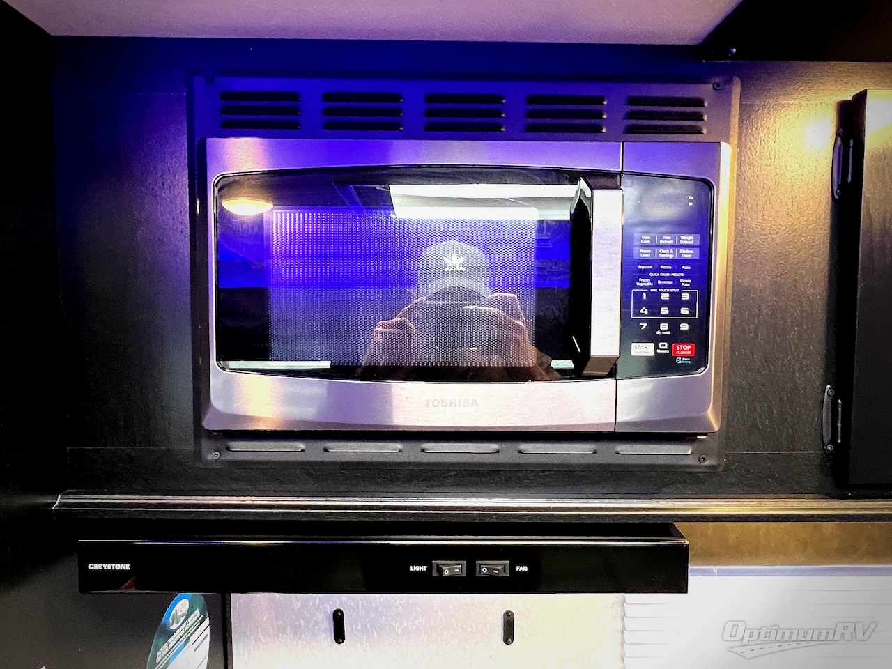 2022 Forest River Cherokee Grey Wolf 27DBH Photo 24