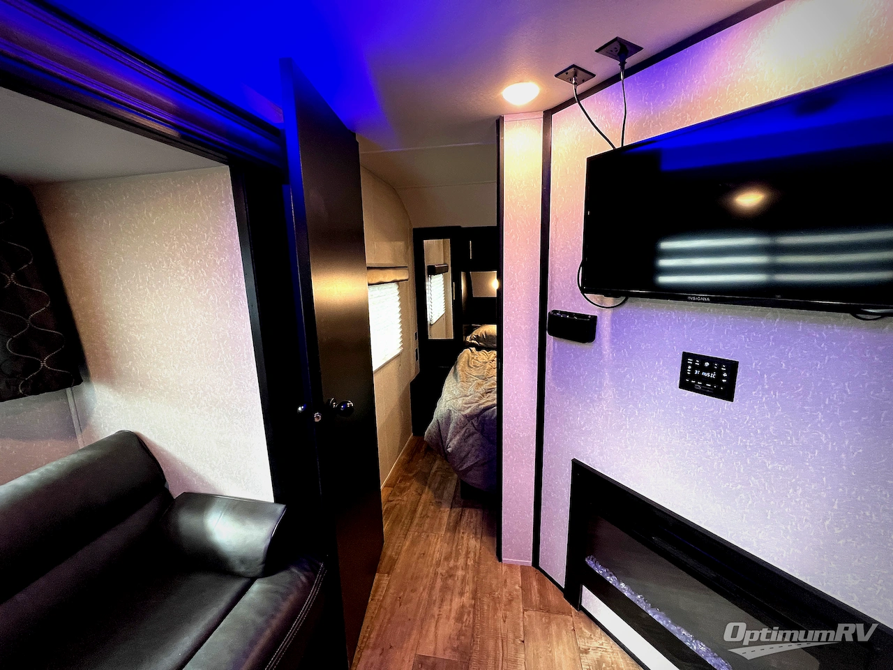 2022 Forest River Cherokee Grey Wolf 27DBH Photo 29