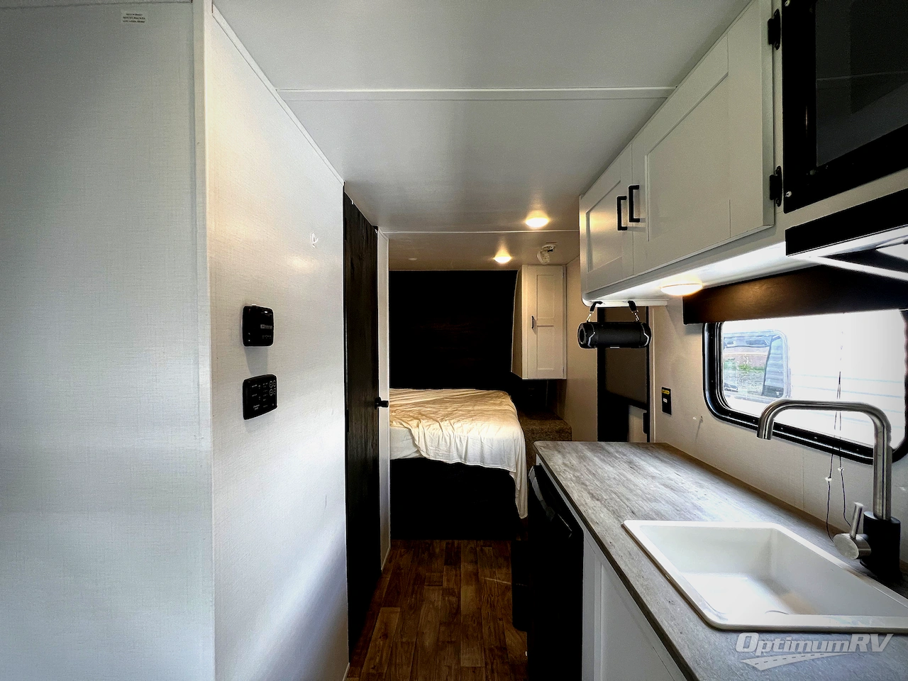 2022 Keystone Hideout Single Axle 177RD Photo 3