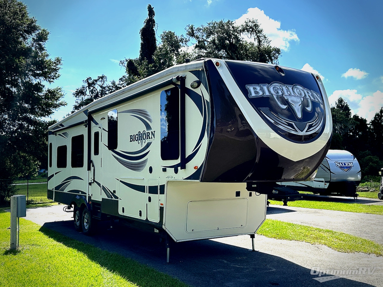 2015 Heartland Bighorn 3570RS Photo 2