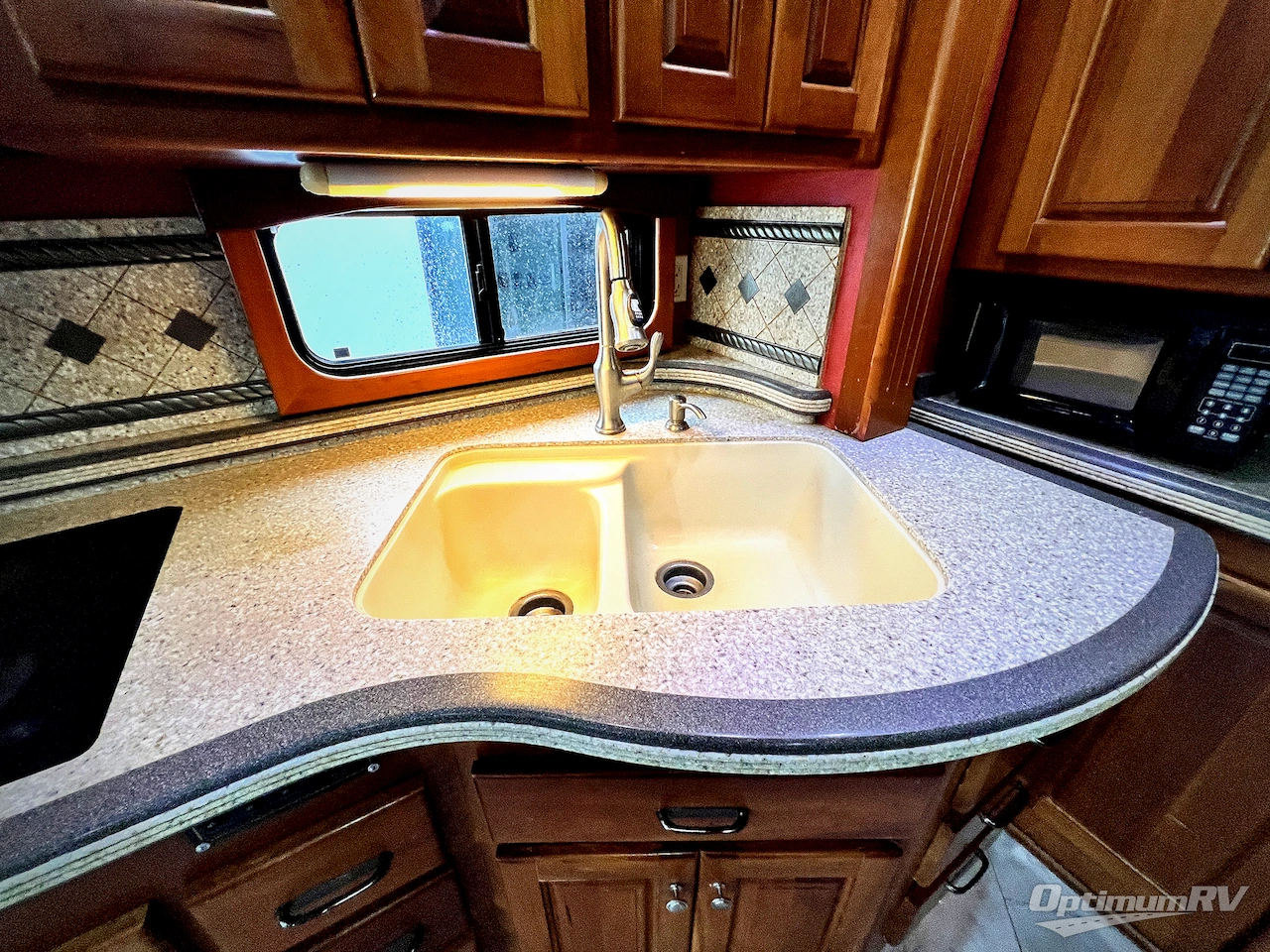 2005 Tiffin Zephyr 45QDZ Photo 14