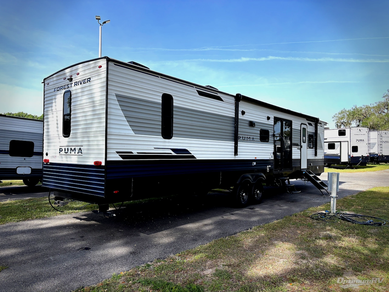 2025 Palomino Puma Destination 39DBT Photo 2