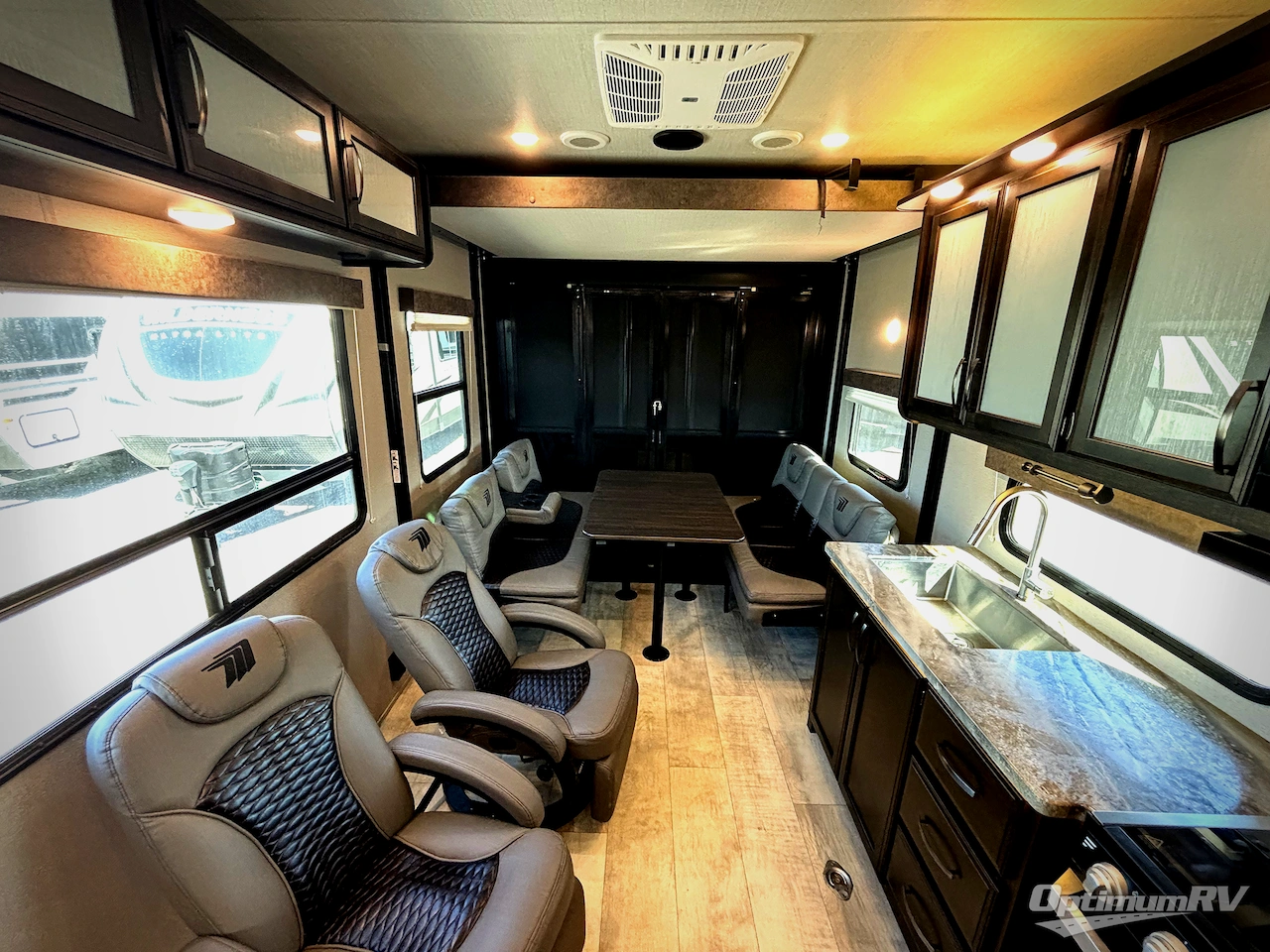2020 Grand Design Momentum G-Class 21G Photo 4