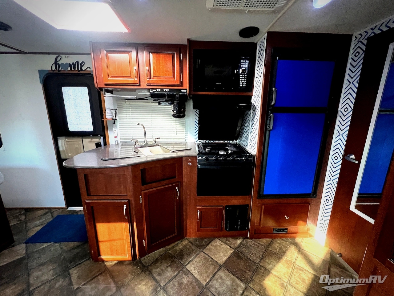 2015 EverGreen RV i-Go G314BDS Photo 7