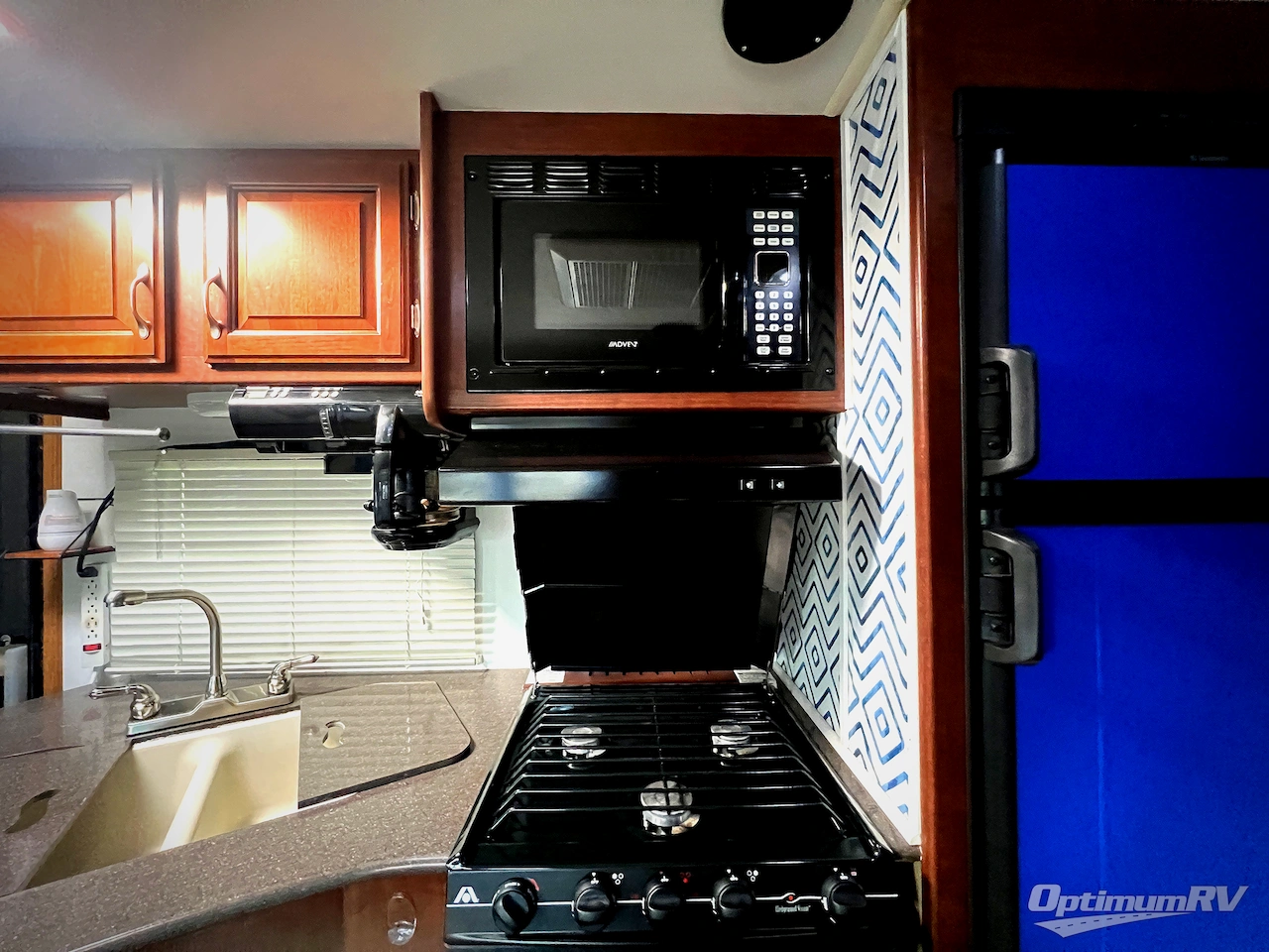 2015 EverGreen RV i-Go G314BDS Photo 10