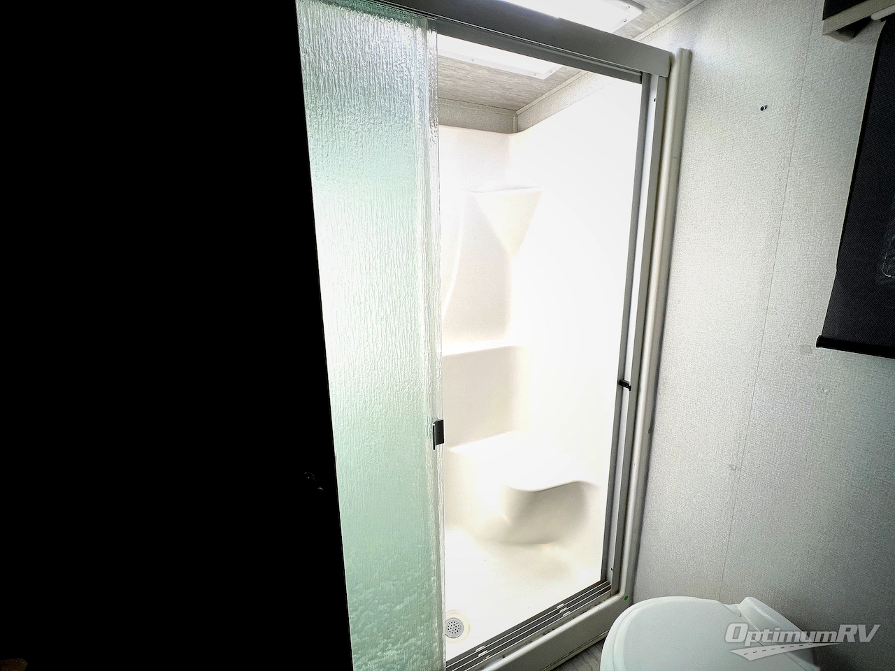 2021 Keystone Montana 3231CK Photo 18