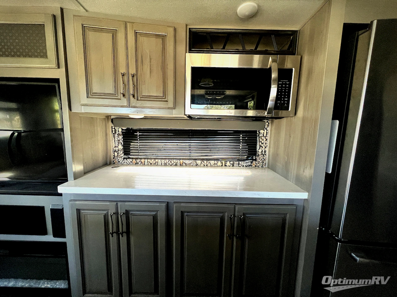 2021 Keystone Montana 3231CK Photo 11