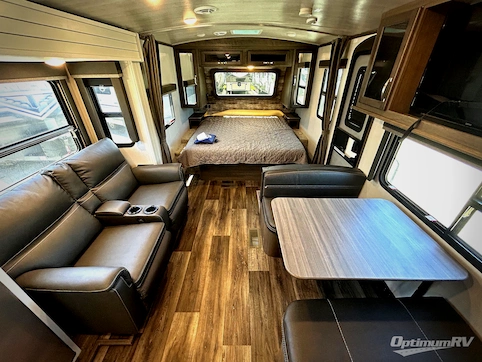 2022 Keystone Cougar Half-Ton 22MLS RV Photo 4