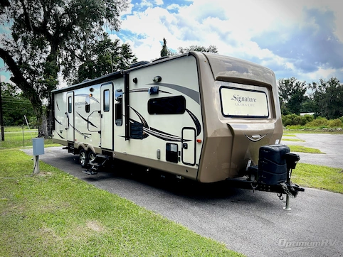 Used 2017 Forest River Rockwood Signature Ultra Lite 8315BSS Featured Photo