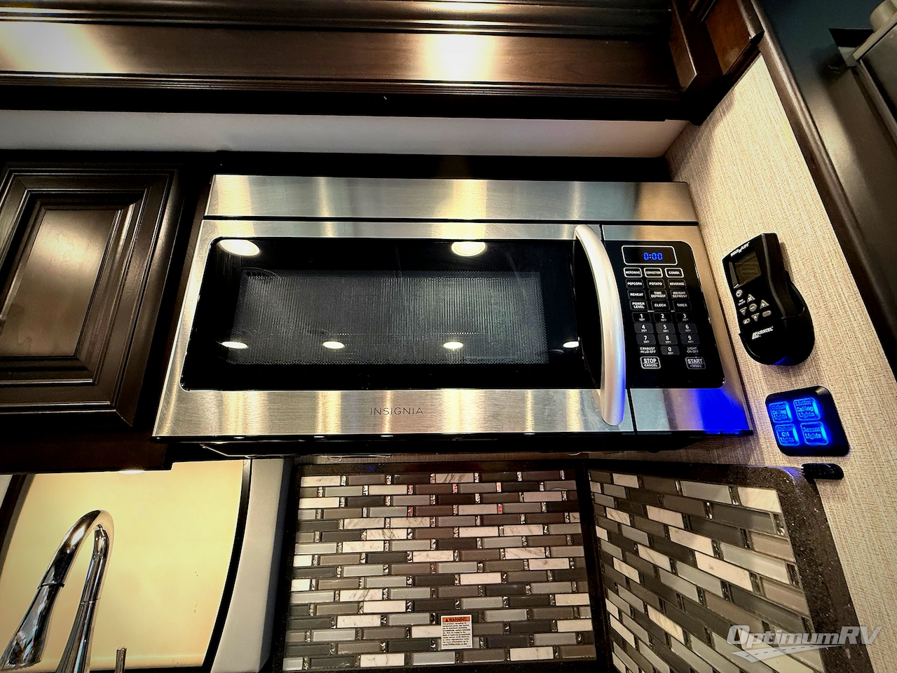 2021 Forest River Berkshire XL 40E Photo 18