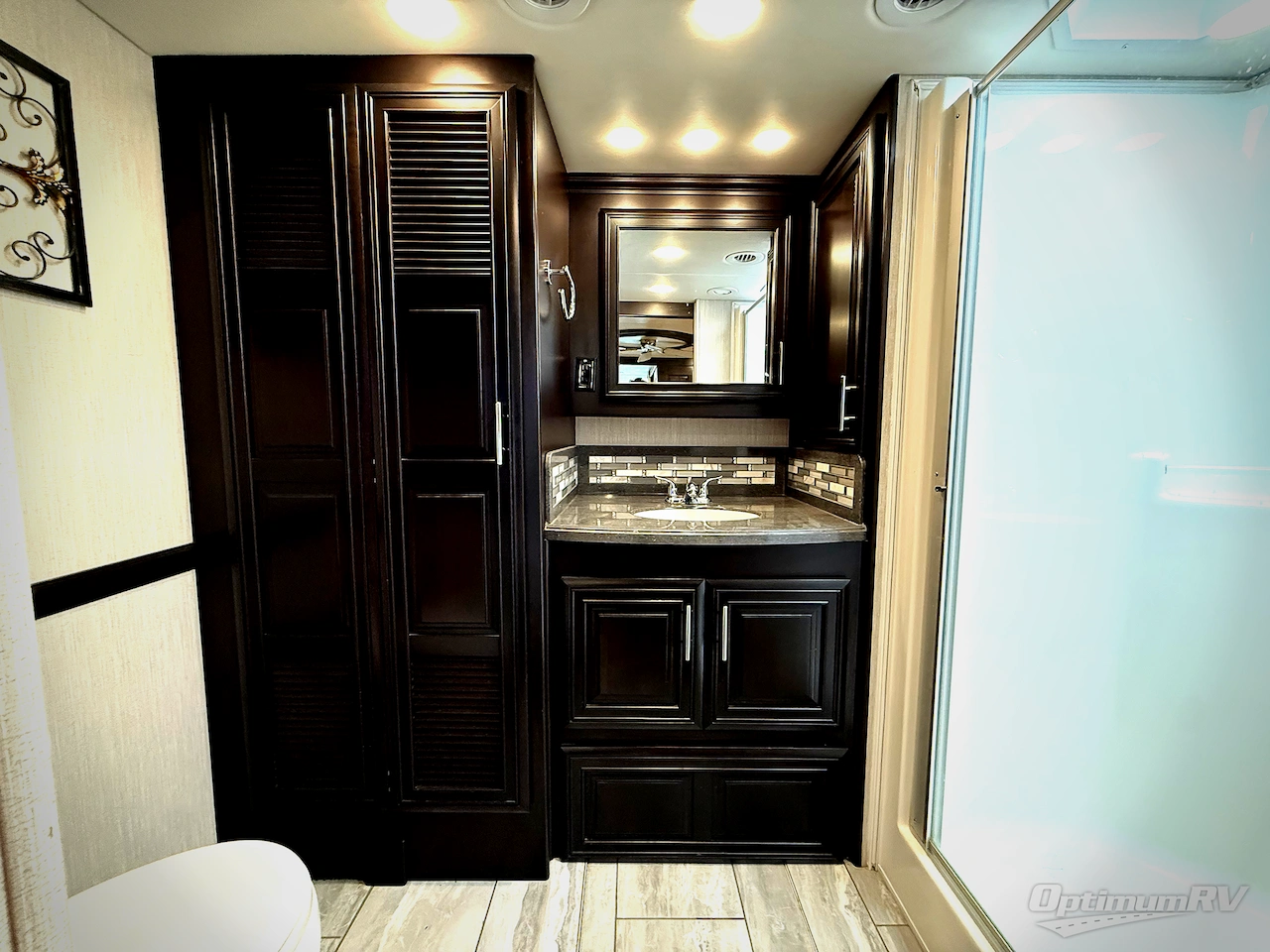 2021 Forest River Berkshire XL 40E Photo 34