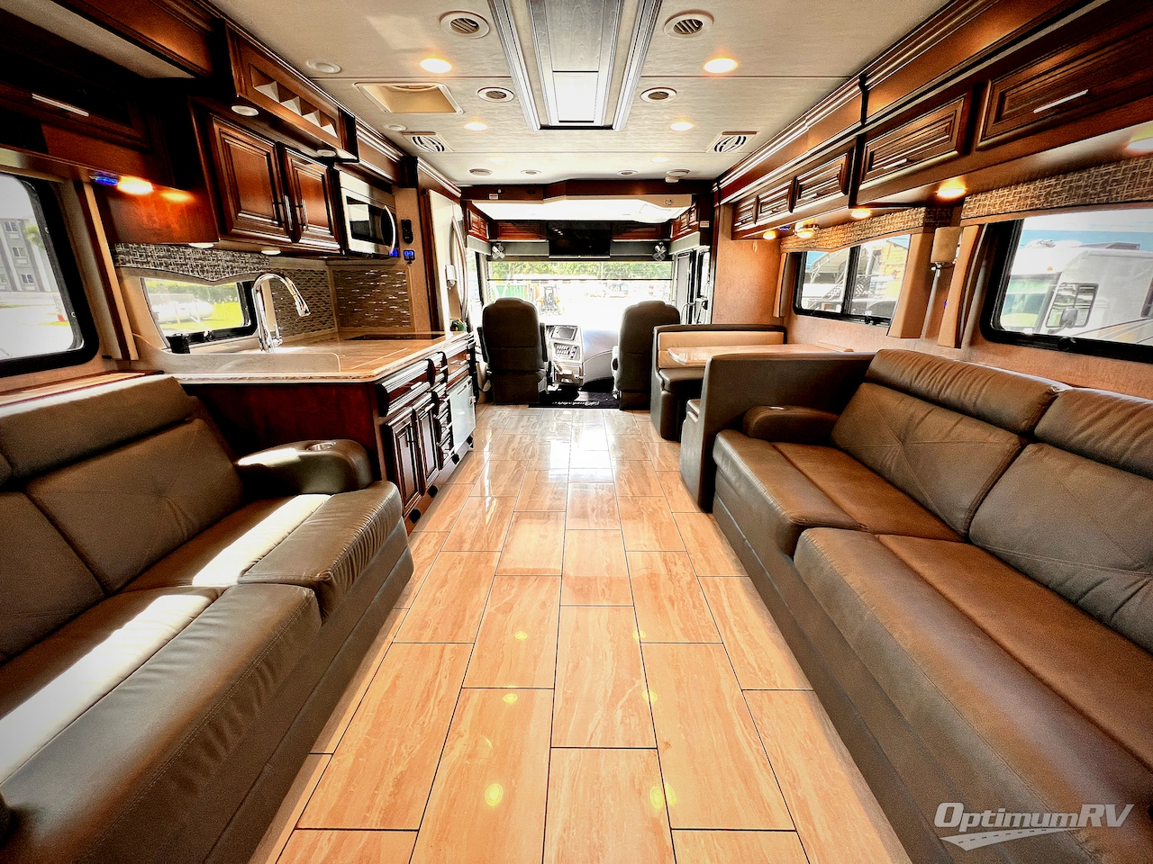 2021 Forest River Berkshire XLT 45CA Photo 5