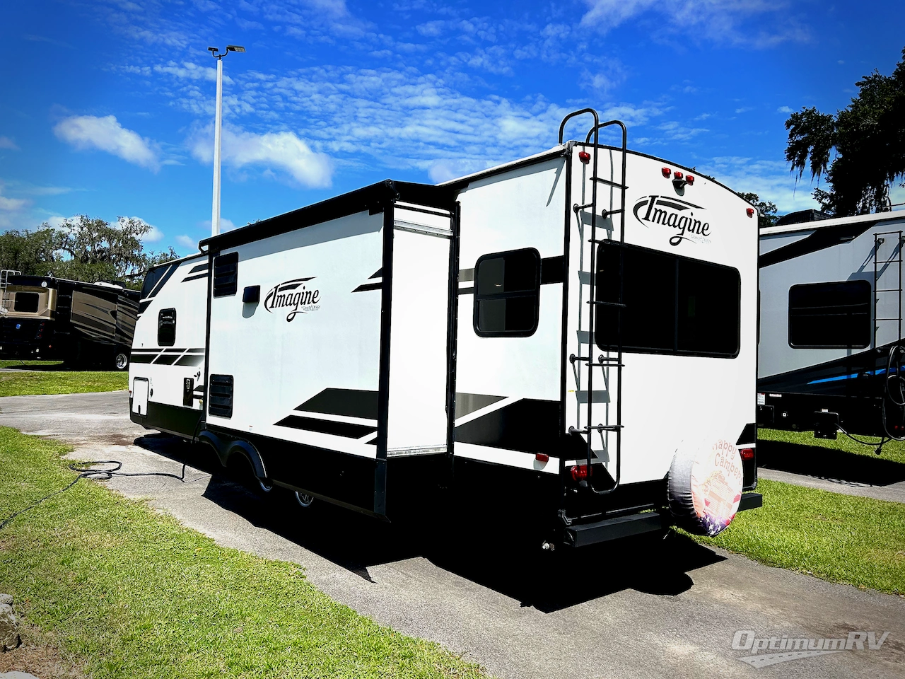 2022 Grand Design Imagine 2970RL Photo 3