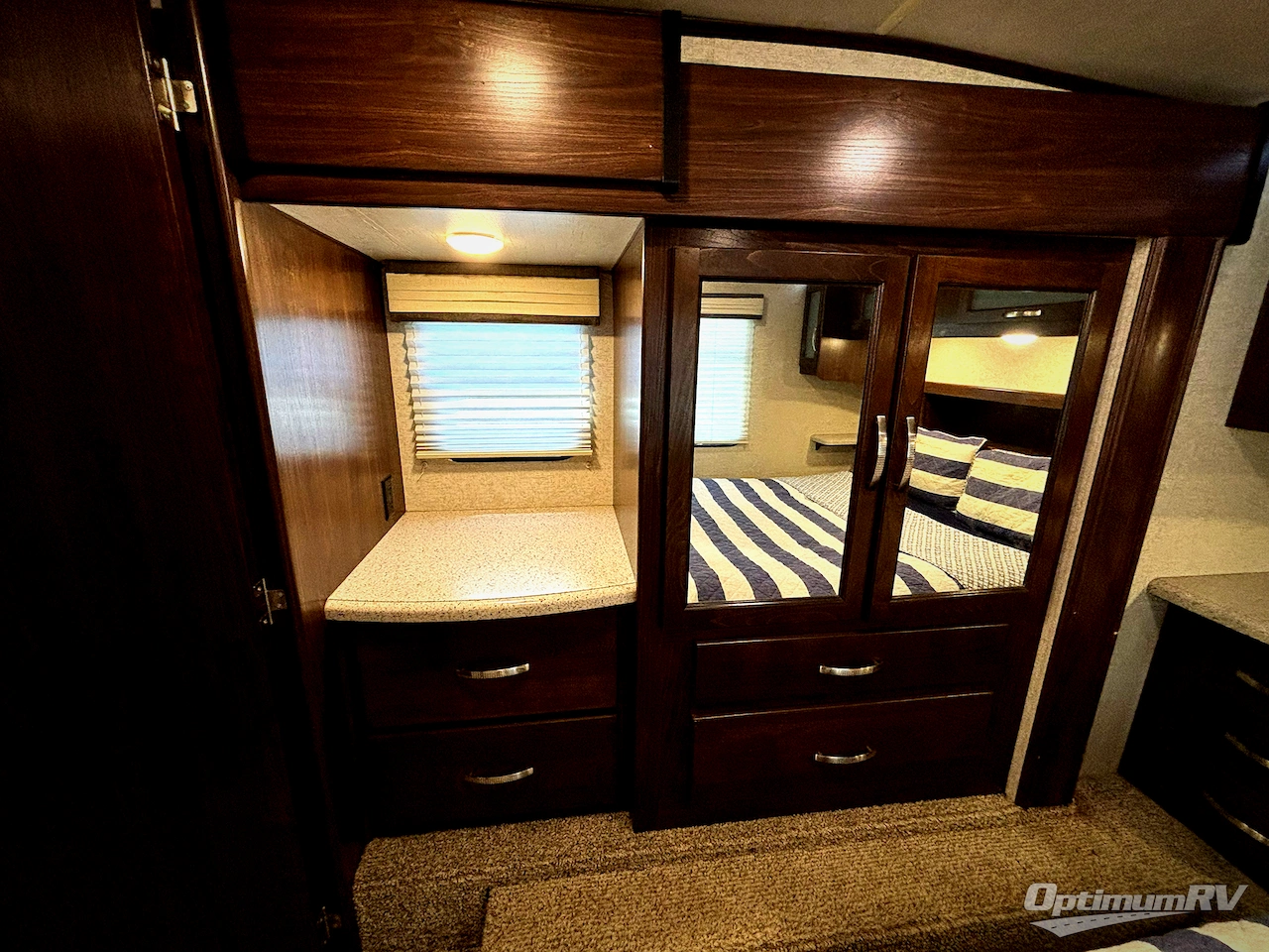 2017 Heartland Cyclone 4250 Photo 9