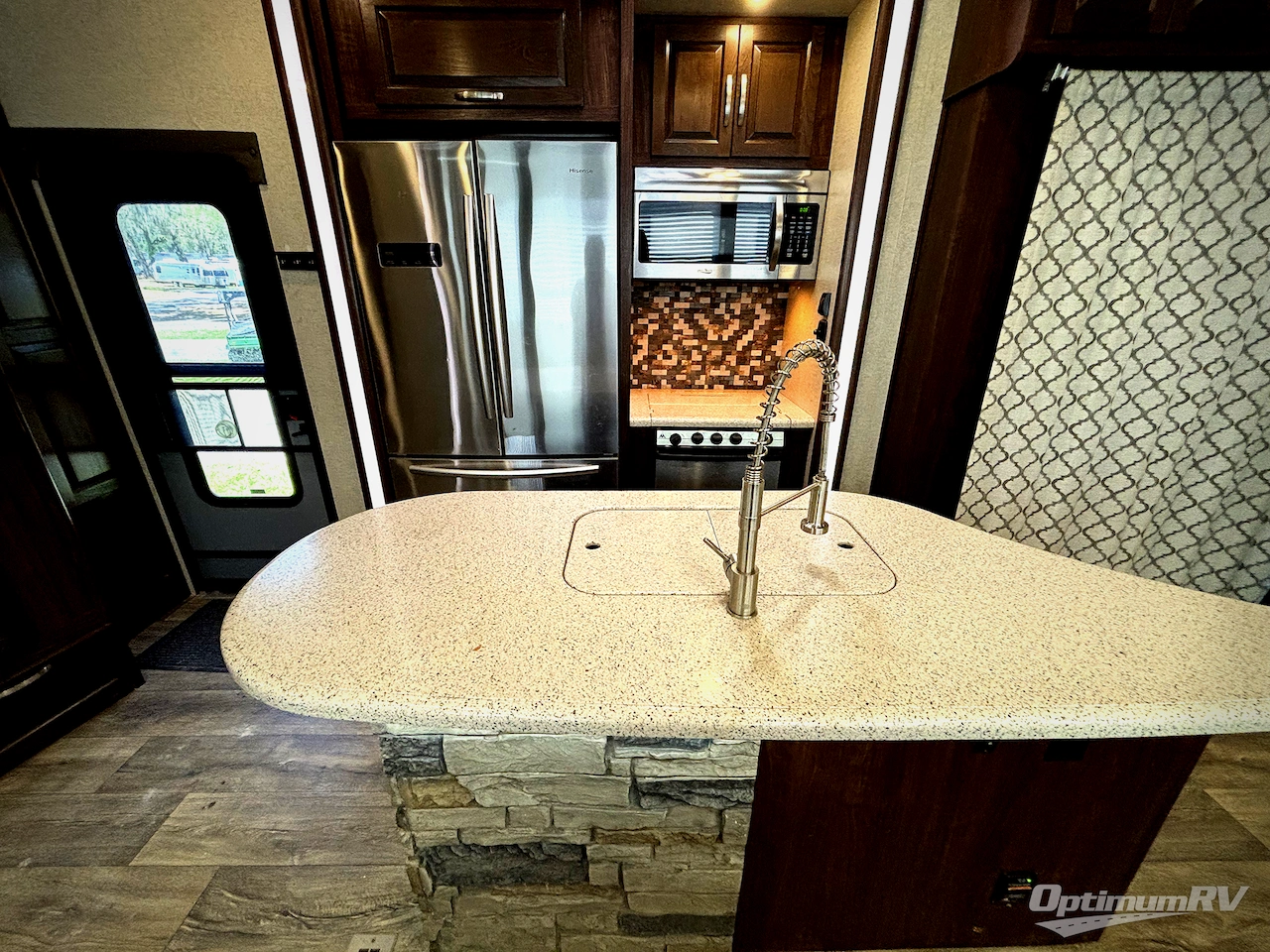 2017 Heartland Cyclone 4250 Photo 6