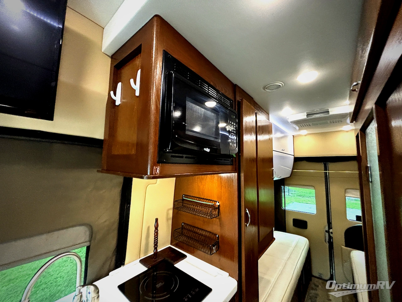 2019 Regency National Traveler TREK DLX Photo 14