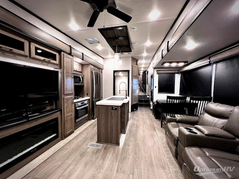 Used 2022 CrossRoads Cameo CE3961MB Featured Photo