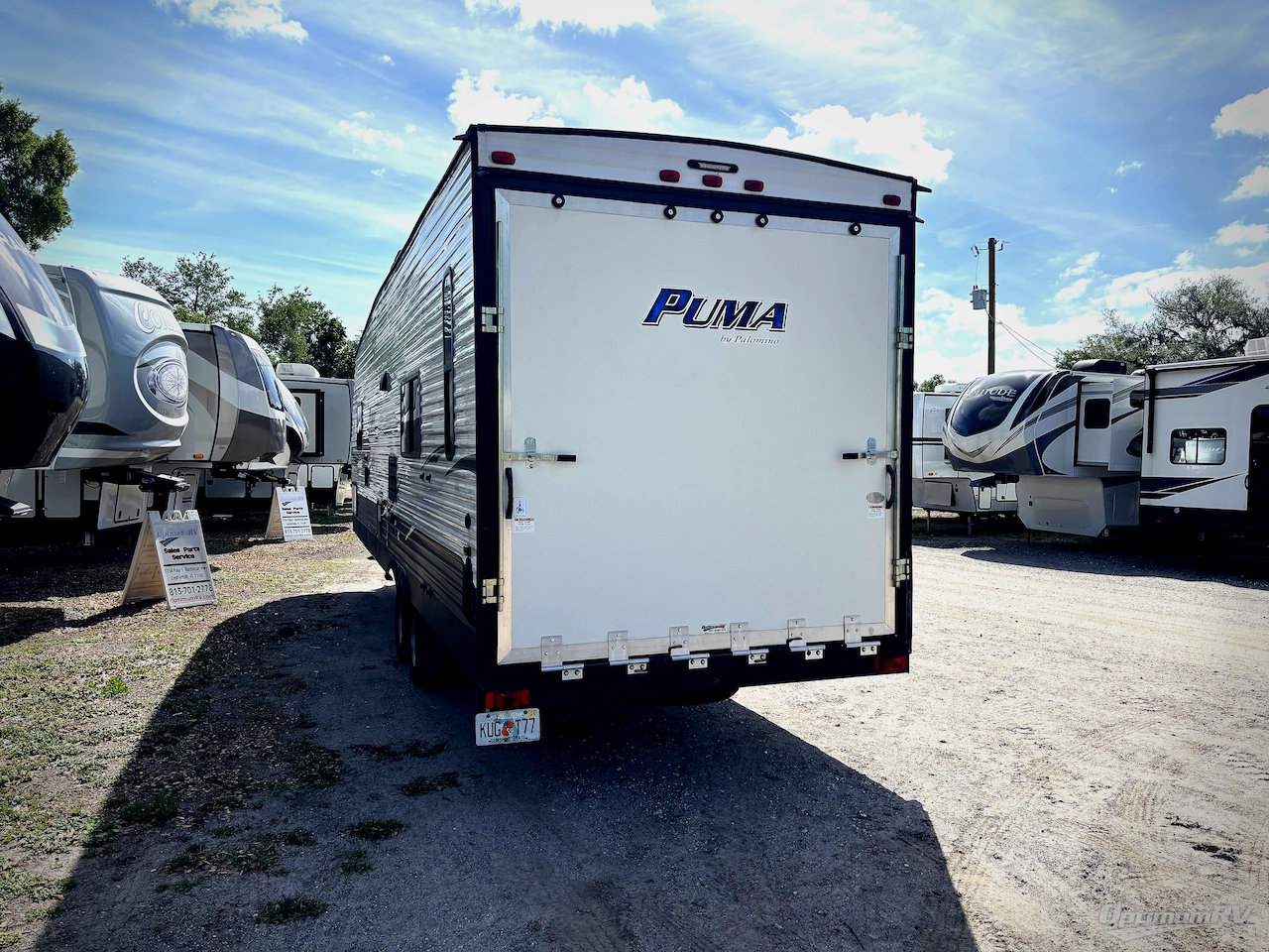 2019 Palomino Puma XLE Lite 27QBC Photo 3