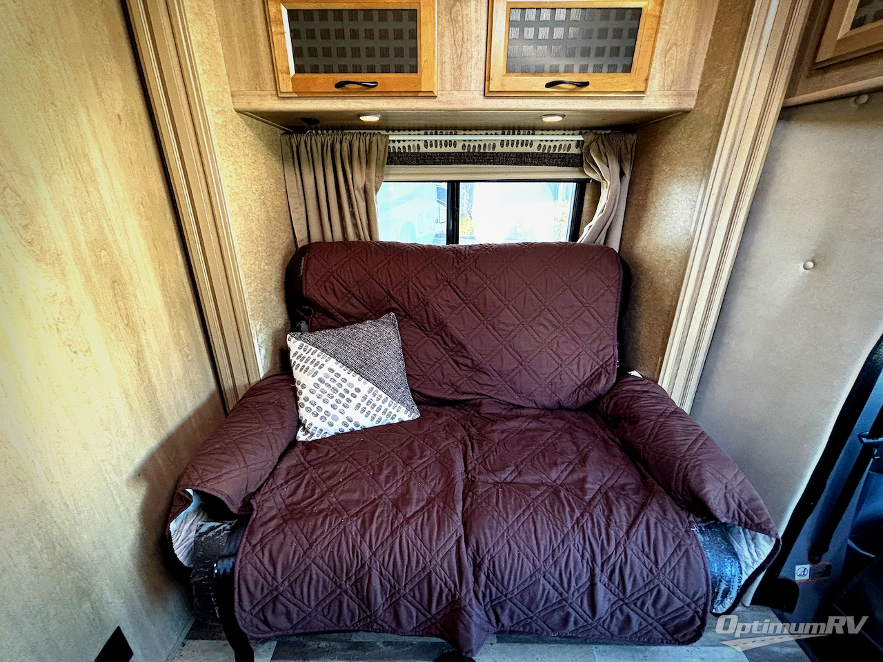 2015 Coachmen Prism 24G Photo 8