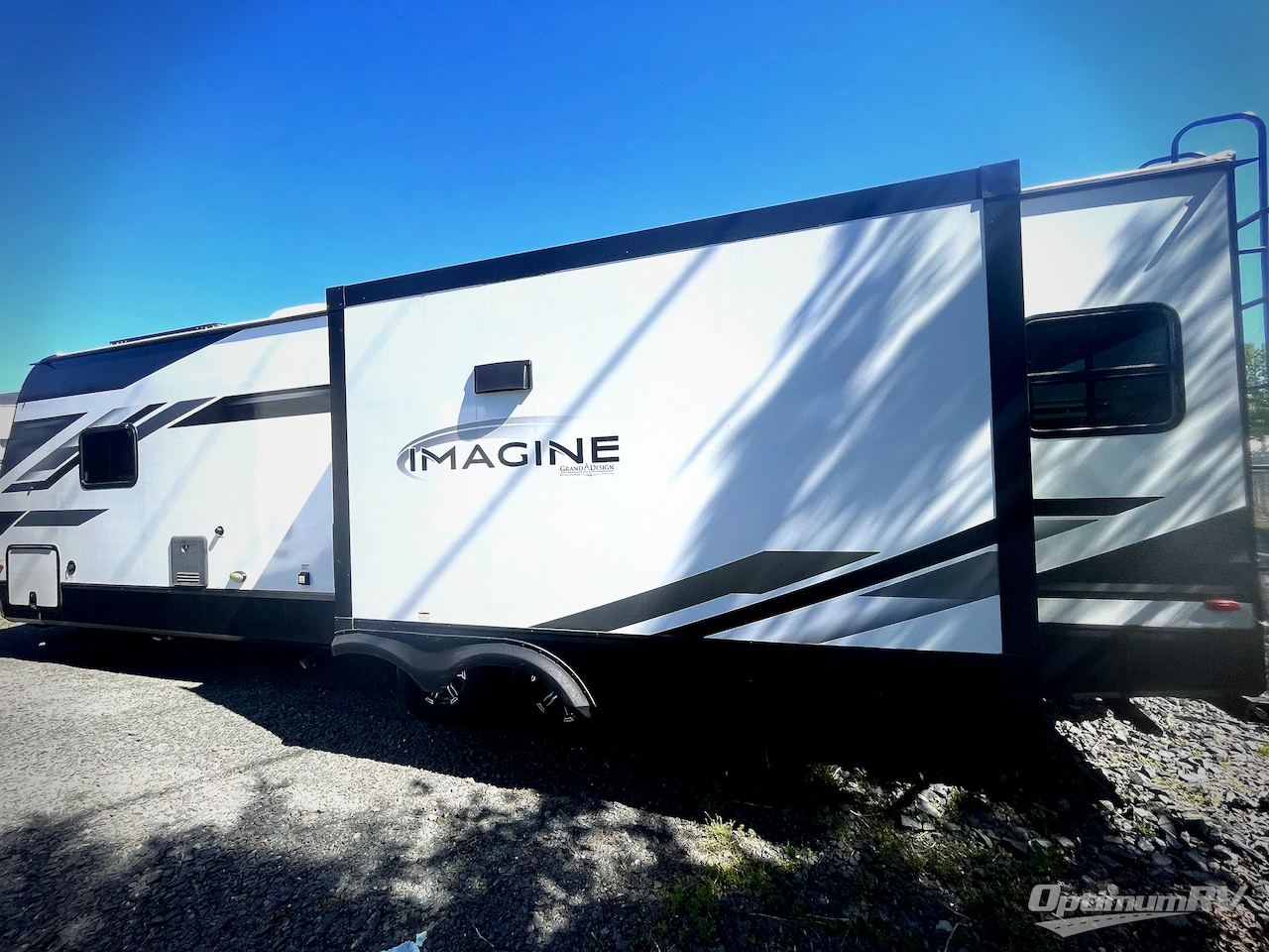 2023 Grand Design Imagine 2970RL Photo 2