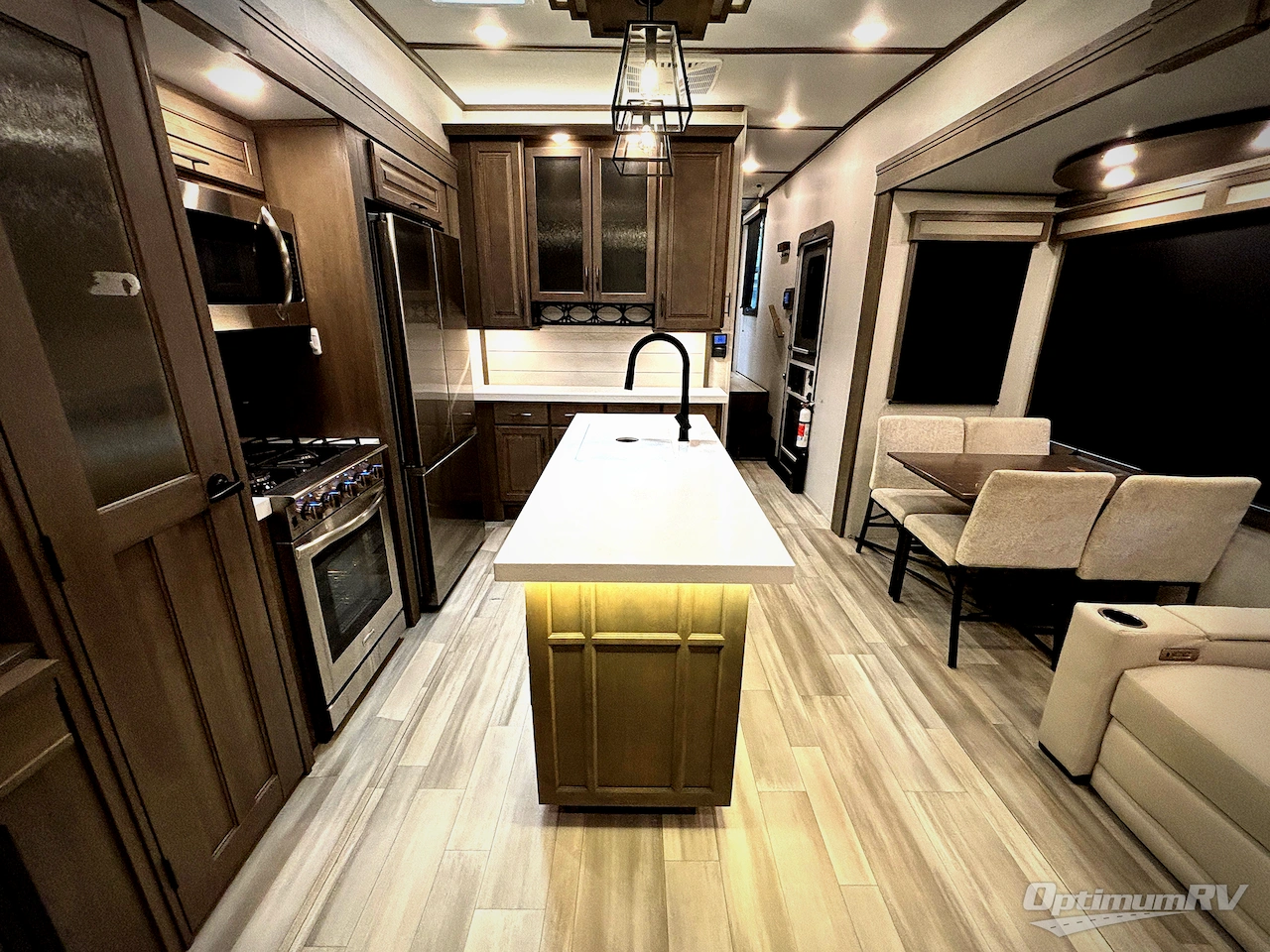 2023 Grand Design Solitude 378MBS Photo 5