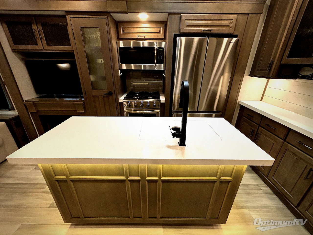 2023 Grand Design Solitude 378MBS Photo 6