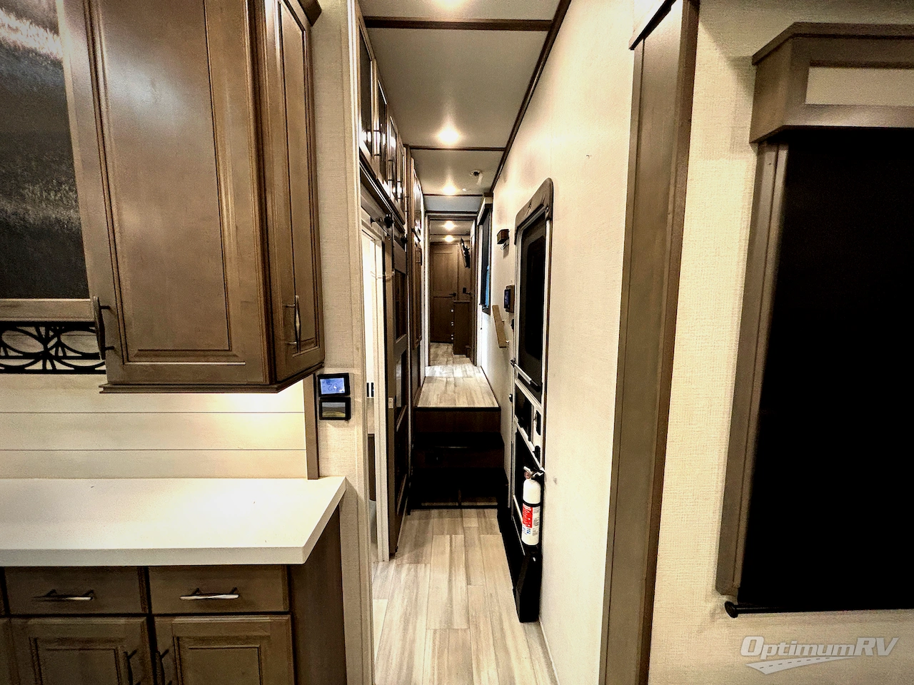 2023 Grand Design Solitude 378MBS Photo 7