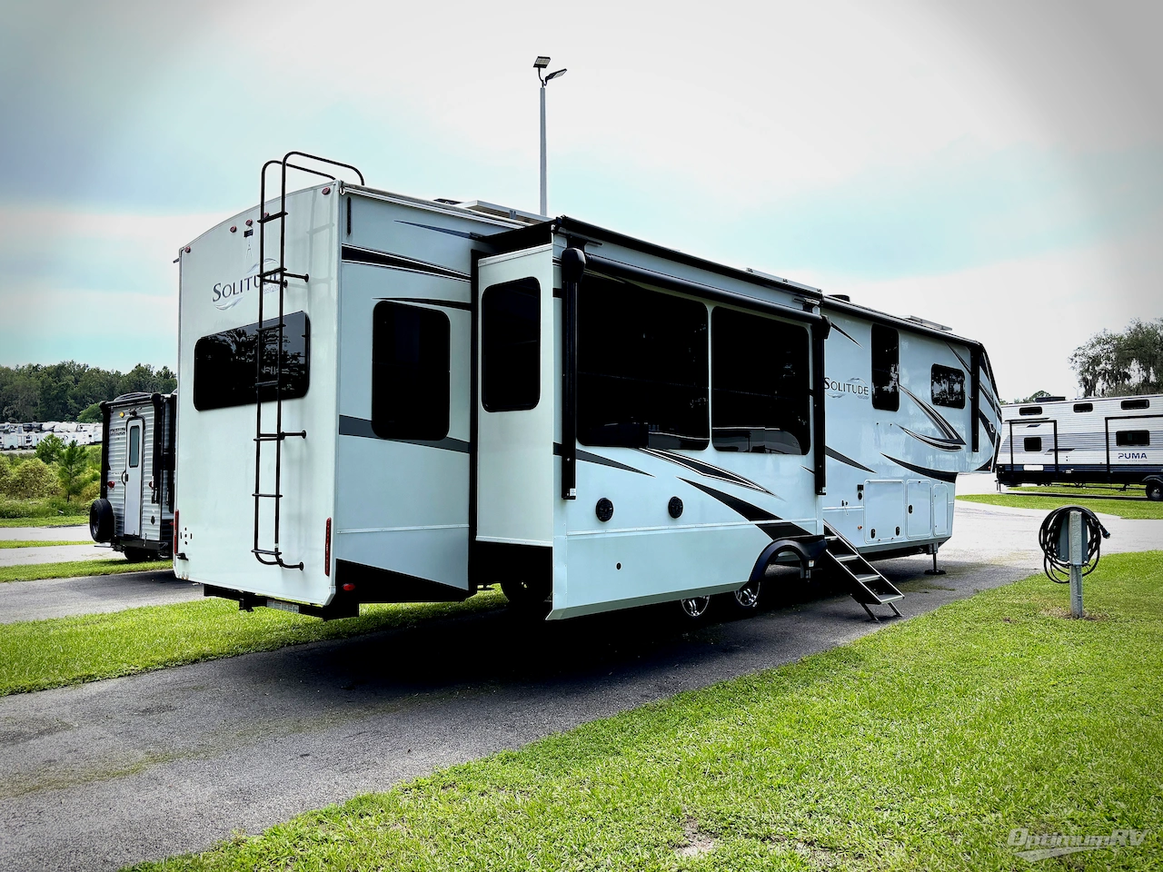 2023 Grand Design Solitude 378MBS Photo 2