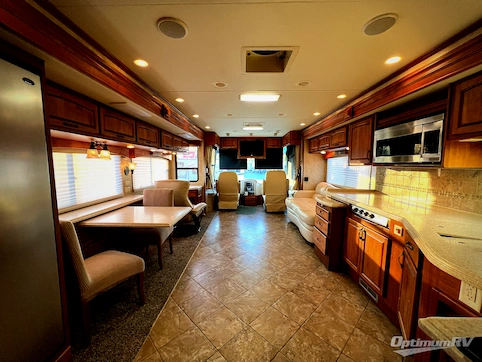 2008 Holiday Rambler Endeavor 40PDQ RV Photo 2