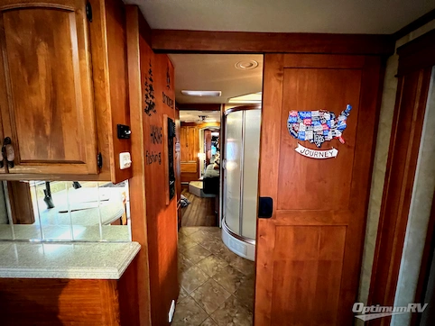 2008 Holiday Rambler Endeavor 40PDQ RV Photo 4