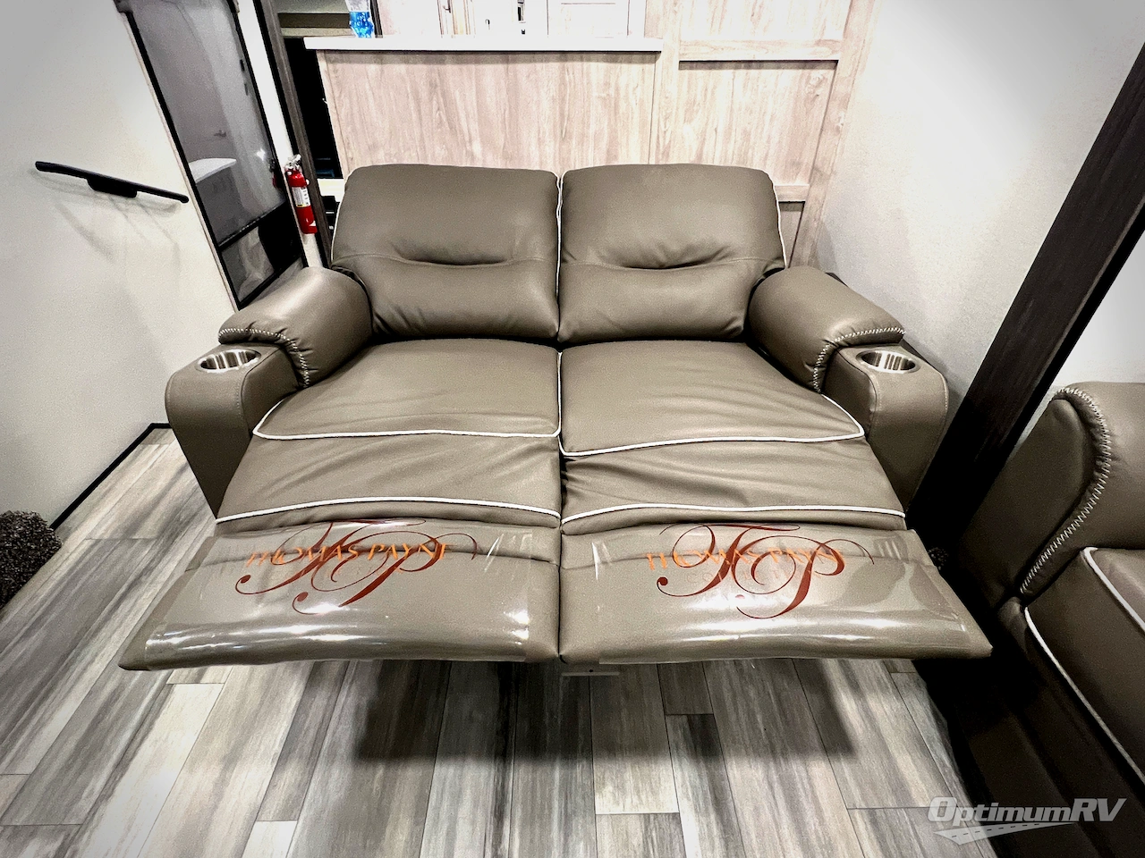 2024 Forest River Sandpiper Luxury 391FLRB Photo 19