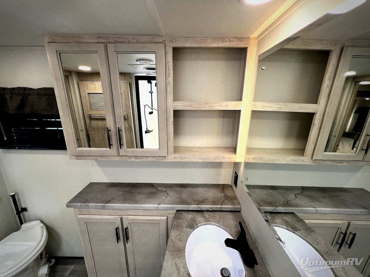 2024 Forest River Sandpiper Luxury 391FLRB Photo 48