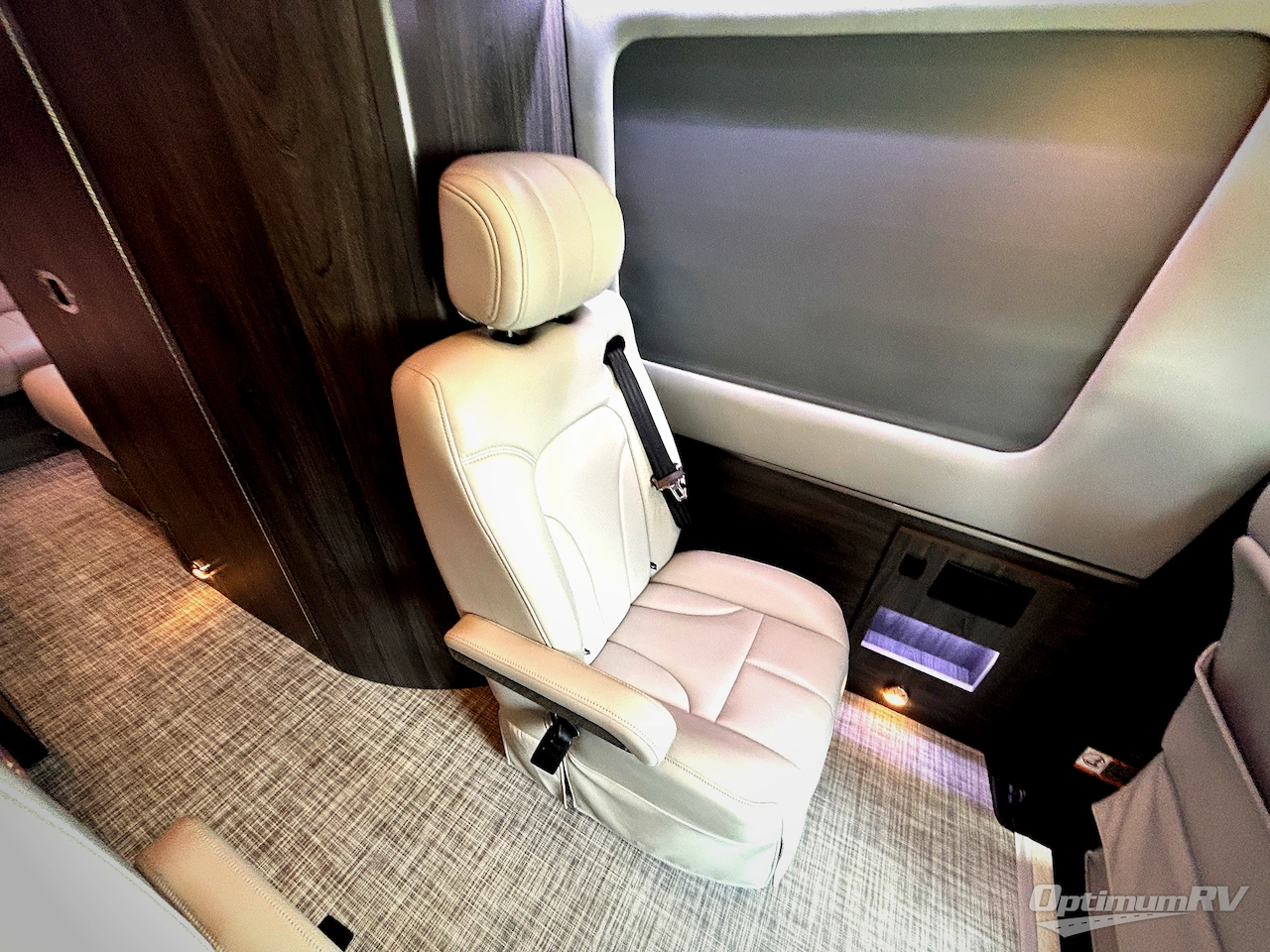 2023 Grech RV Terreno-ion Lounge Photo 12
